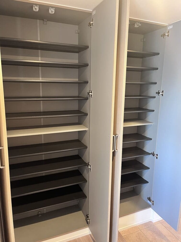 シューズボックス