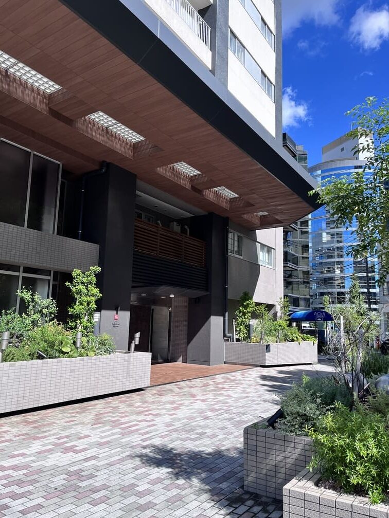 エントランス周辺