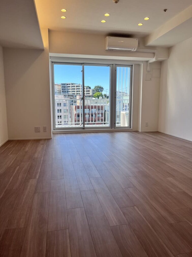 ドゥーエ横浜駅前のリビングの写真